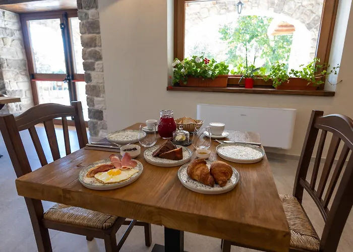 Agriturismo Cupello Farm stay Cagnano Amiterno